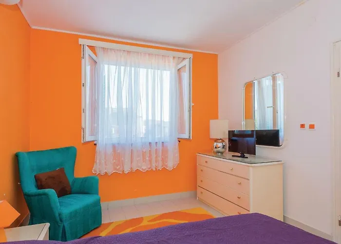 Apartamento One-bedroom In Rogoznica (Sibenik-Knin)